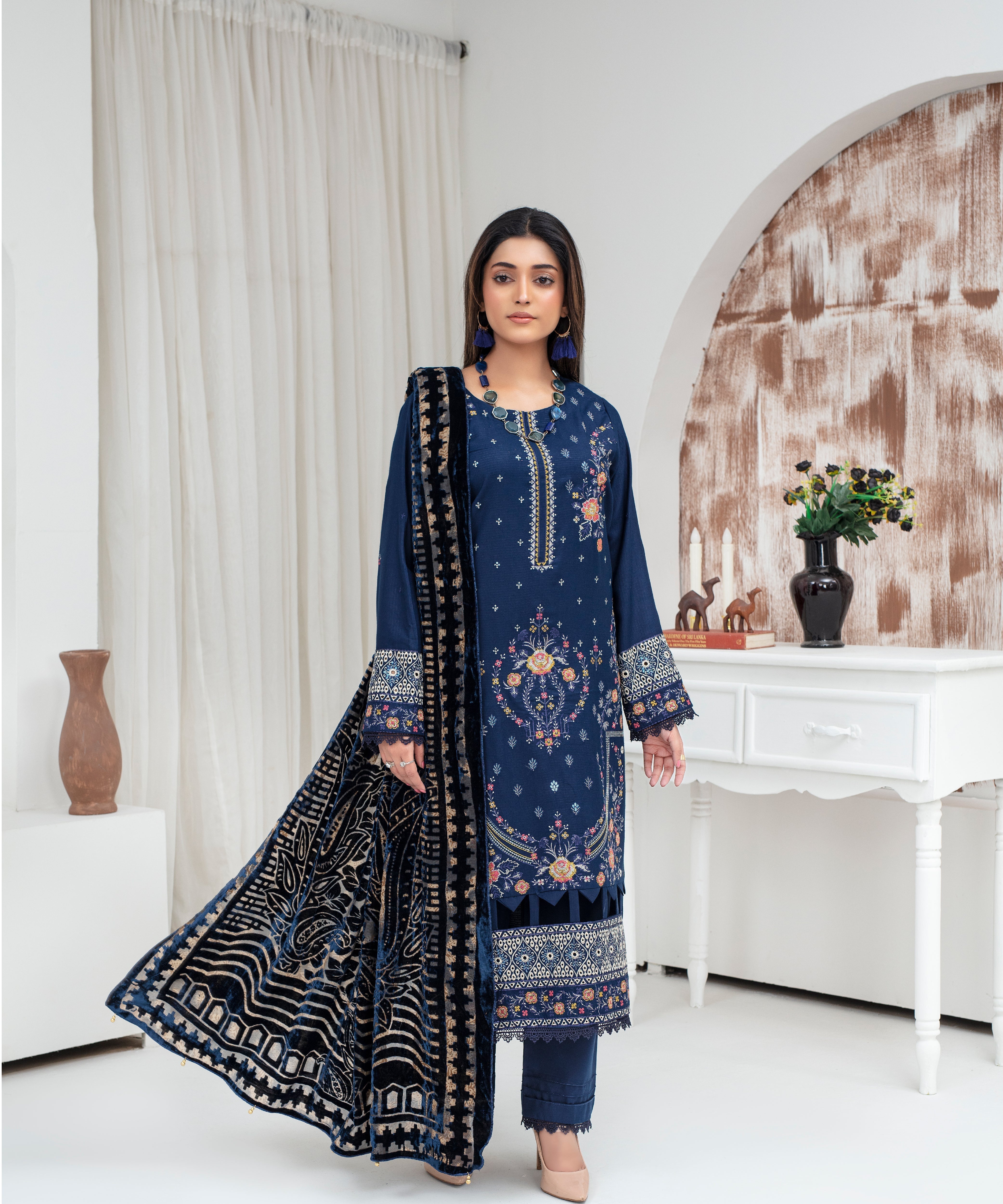 CREATION Dhanak 3PC Chikankari Embroidered Shirt with Velvet Plachi Shawl – ZC2103