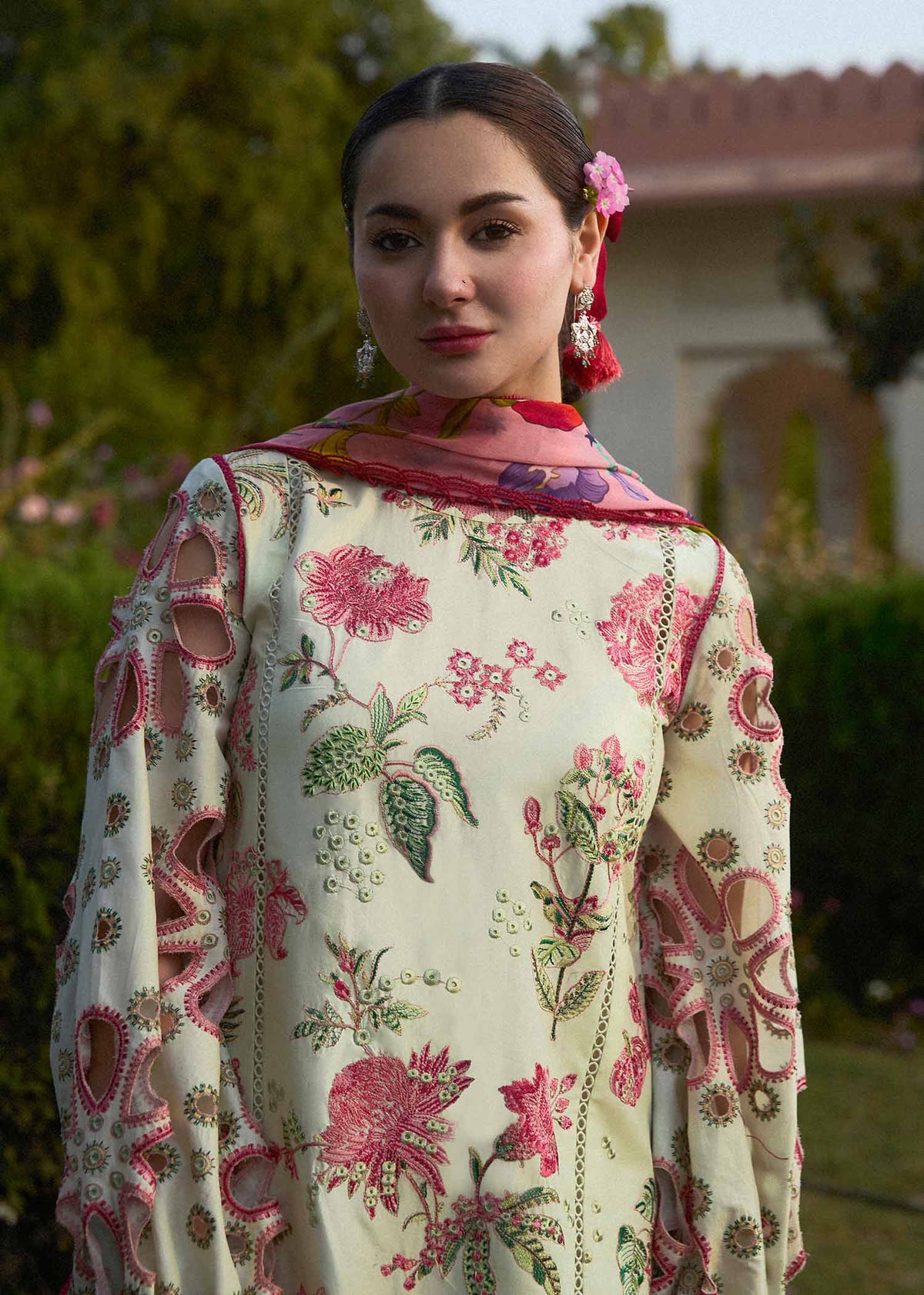 Hussain Rehar Luxury Dhanak 3PC Embroidered with Digital Printed Wool Shawl – ZC211